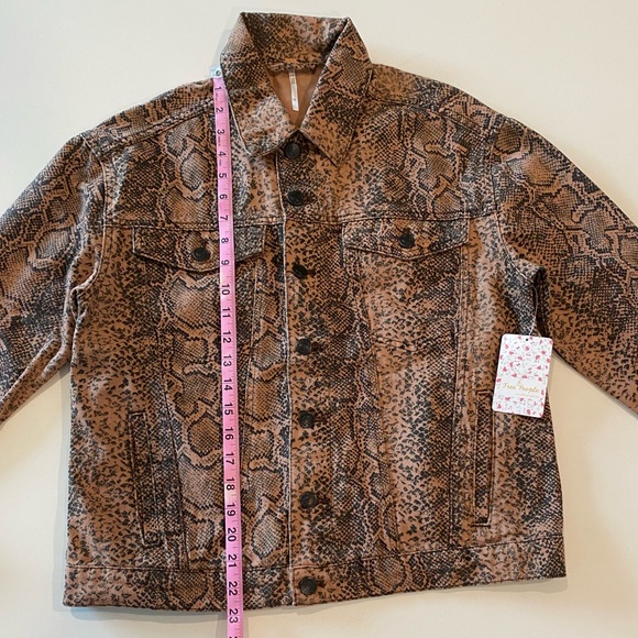 Free People Jacket Snake Print Trucker Denim Jean Jacket Size Extra Small - Picture 12 of 12